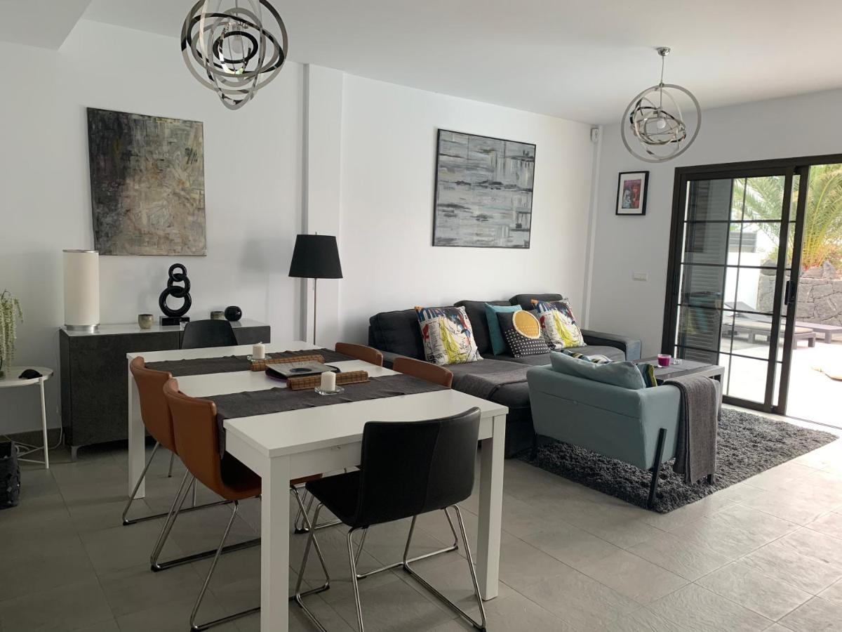 Modern Villa With Sea Views Costa Teguise Εξωτερικό φωτογραφία
