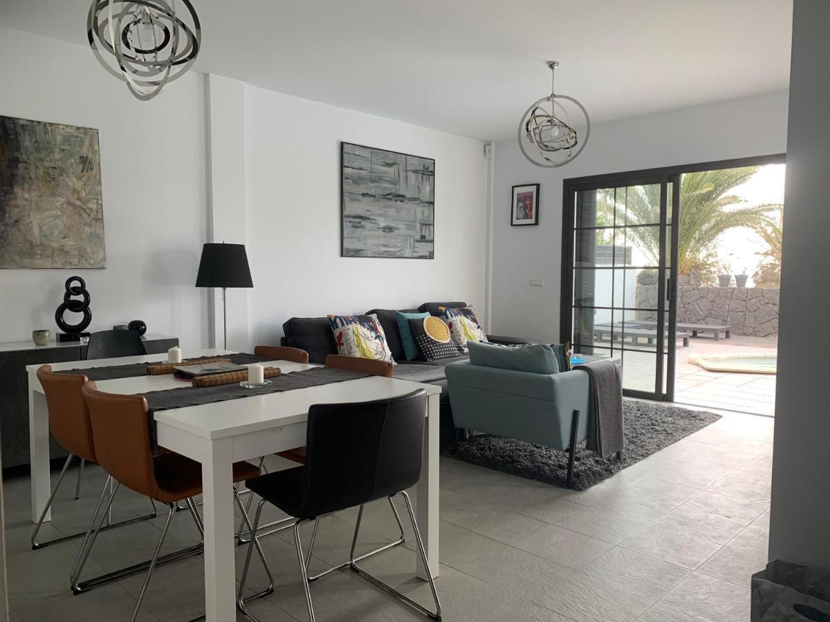 Modern Villa With Sea Views Costa Teguise Εξωτερικό φωτογραφία